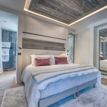 Chalet Exception A Piscine Interieure